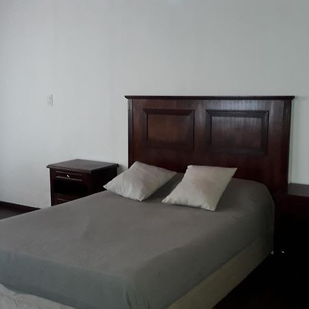 Depto Amplio C/Cochera Apartment Corrientes Exterior photo