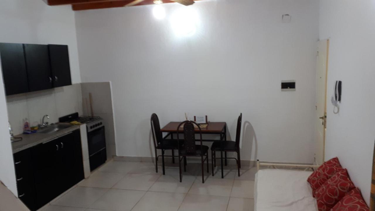 Depto Amplio C/Cochera Apartment Corrientes Exterior photo